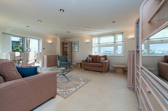 2 Bedroom Flat To Rent In Bickenhall Street, London, W1U