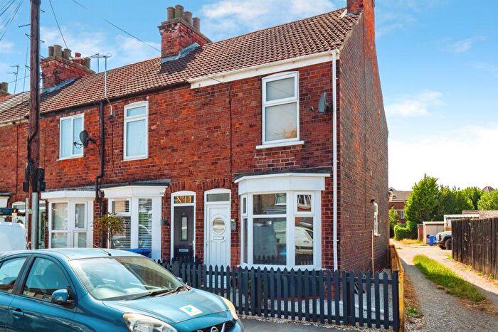 2 Bedroom End Of Terrace House For Sale In Beaver Road, Beverley, HU17