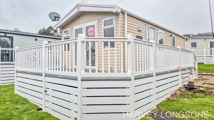 2 Bedroom Park Home For Sale In Wood Farm Holiday Park, DT6