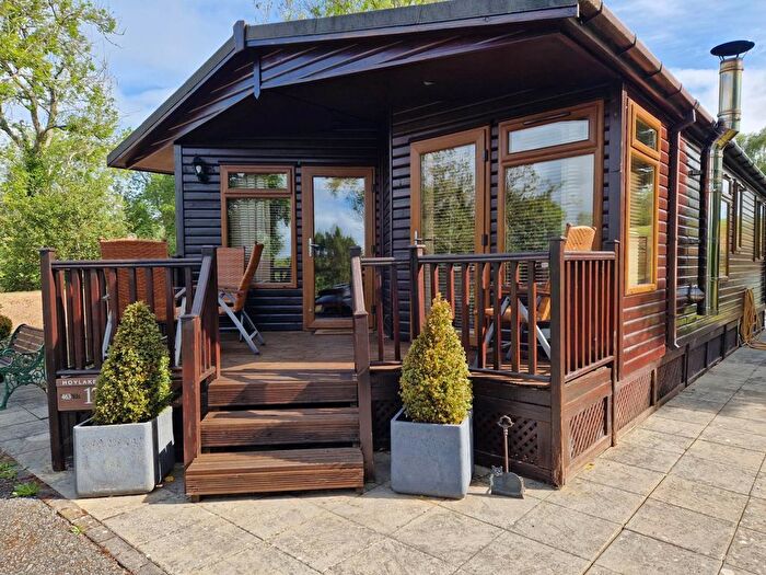 2 Bedroom Lodge For Sale In Buckley, CH7