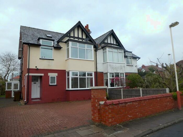 4 Bedroom Semi-Detached House To Rent In Limont Road, Southport, Merseyside., PR8