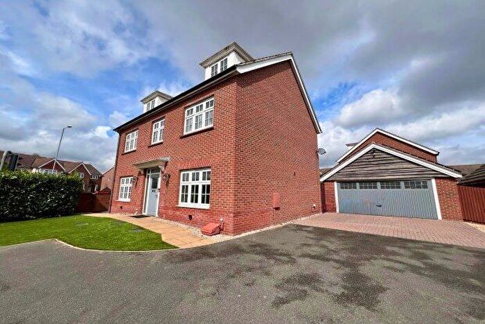 5 Bedroom Detached House To Rent In Fernywood Close, Worcester, WR2