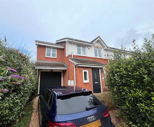 4 Bedroom Detached House To Rent In Comet Close, Ash Vale, Aldershot, Surrey, GU12