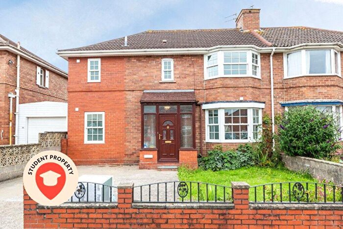 6 Bedroom Semi Detached House To Rent In Doncaster Road, Southmead, Bristol, Bristol, BS10