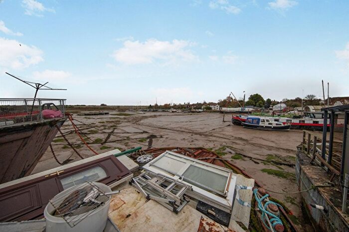 2 Bedroom Houseboat For Sale In Maran Houseboat, St. Osyth, Clacton-On-Sea, CO16