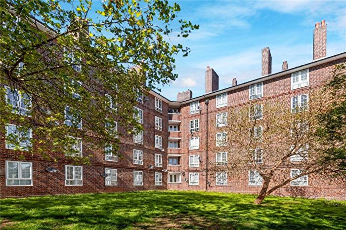 2 Bedroom Apartment For Sale In Wheatland House, East Dulwich Estate, London, SE22