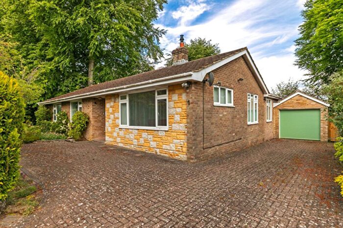 3 Bedroom Detached Bungalow For Sale In Orchard Close, South Wonston, SO21