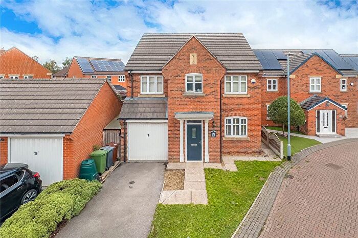 4 Bedroom Detached House For Sale In Steeple Close, Morley, Leeds, West Yorkshire, LS27