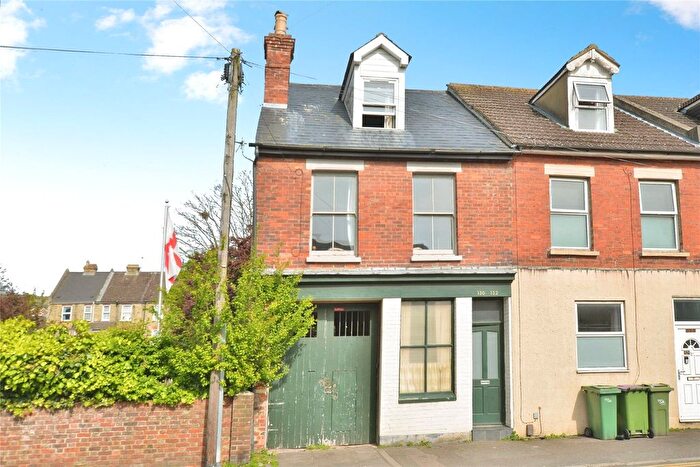2 Bedroom End Terrace House For Sale In Foord Road, Folkestone, Kent, CT19
