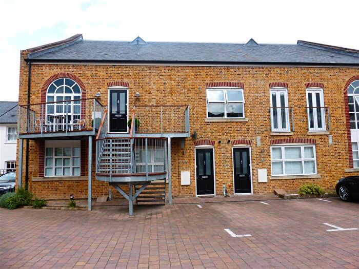 2 Bedroom Apartment To Rent In Anchor Street, Chelmsford, CM2