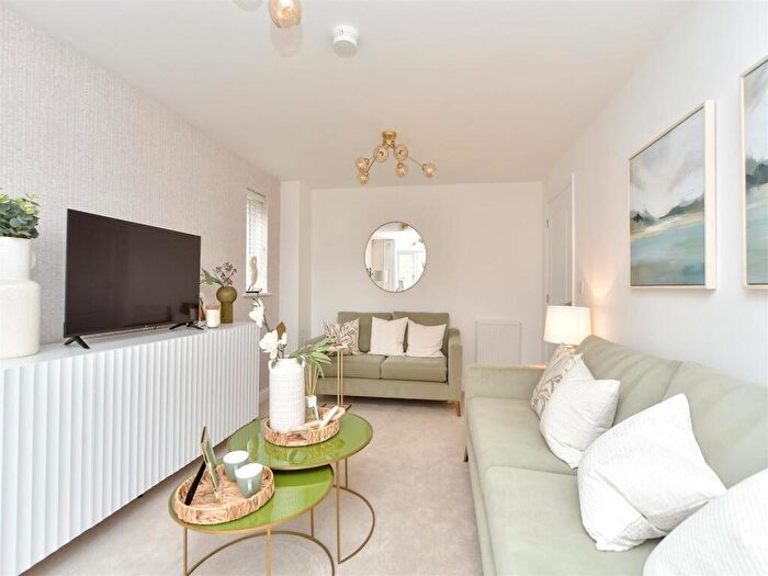 3 Bedroom Semi Detached House For Sale In Chestnut Grove, Chestnut Street, Borden, Sittingbourne, Kent, ME9