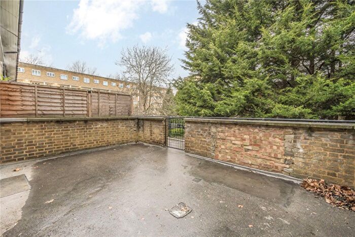 4 Bedroom Maisonette To Rent In Robert Street, London, NW1