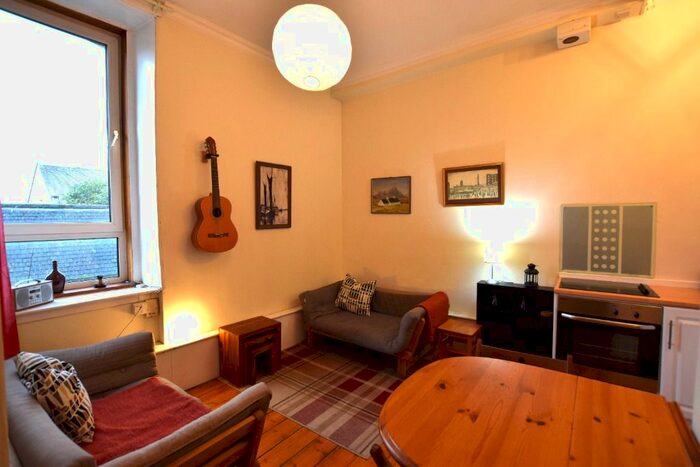 1 Bedroom Flat To Rent In Brunswick Road, Leith, Edinburgh, EH7