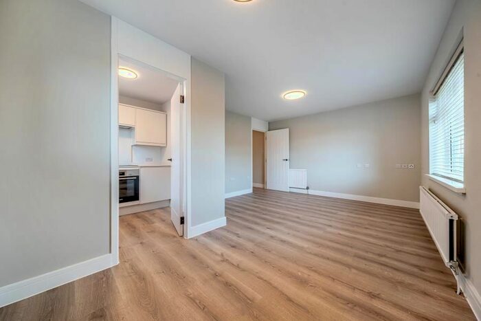 1 Bedroom Flat To Rent In Quarry Street, Guildford, GU1