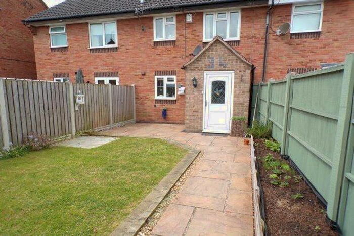 3 Bedroom Terraced House To Rent In Brushfield Road, Chesterfield, S40