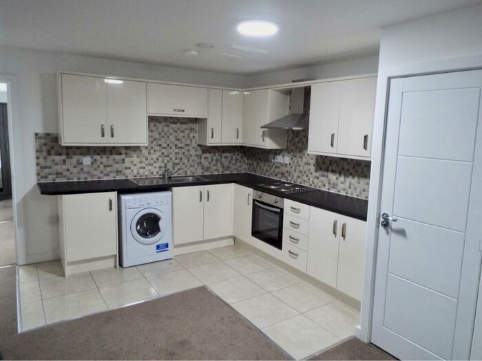 2 Bedroom Apartment To Rent In Hounds Gate House, Nottingham, NG1