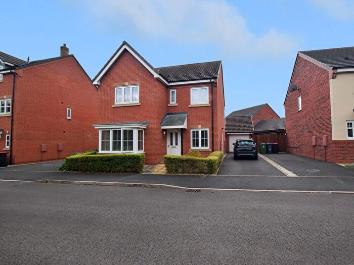 4 Bedroom Detached House For Sale In Yew Tree Meadow, Hadley, Telford, TF1