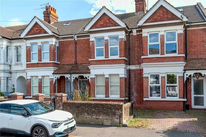 2 Bedroom Apartment To Rent In Northcourt Road, Worthing, West Sussex, BN14