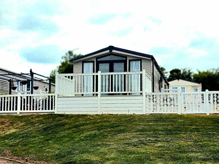 2 Bedroom Park Home For Sale In Claypits, Eastington, GL10