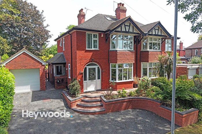 3 Bedroom Semi-Detached House For Sale In Friars Walk, Newcastle, ST5