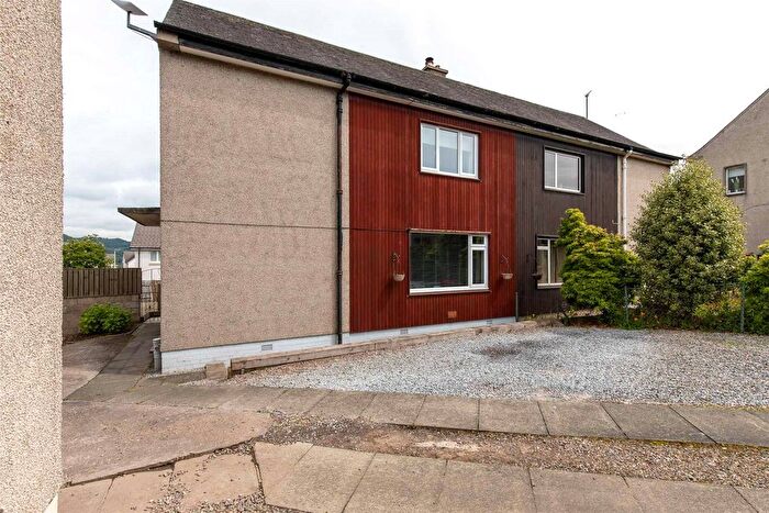 3 Bedroom Semi-Detached House For Sale In Scoonieburn Hill, Perth, Perth And Kinross, PH2