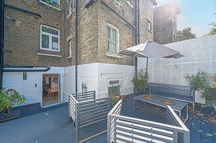 1 Bedroom Flat To Rent In Tadema Road, Chelsea, London, SW10