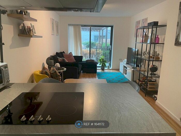 1 Bedroom Flat To Rent In Fielders_Apartment, London, E3