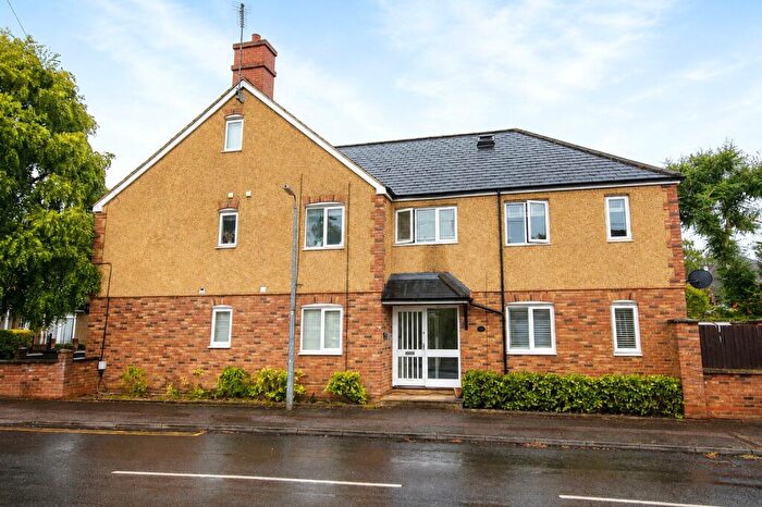 1 Bedroom Apartment For Sale In Chandos Road, Ampthill, Bedfordshire, MK45