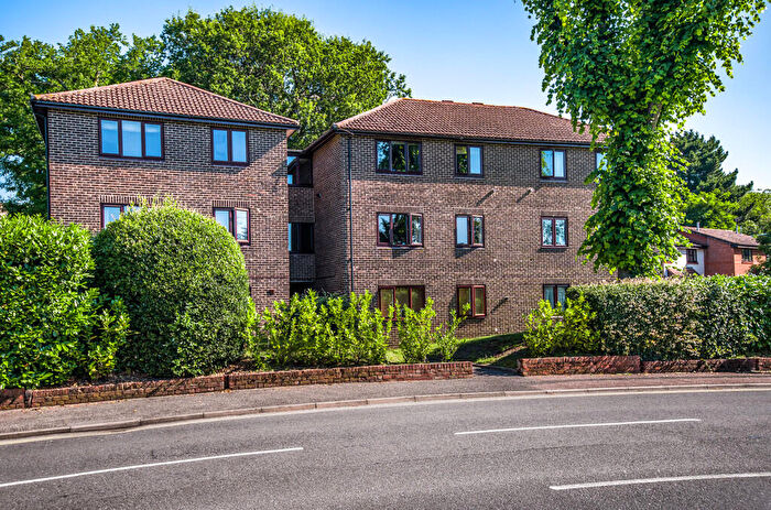 1 Bedroom Apartment To Rent In Calluna Court, Woking, GU22