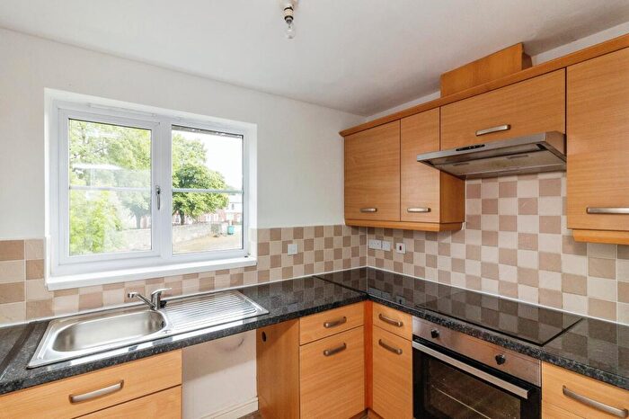 2 Bedroom Apartment To Rent In Fielder Mews, Sheffield, South Yorkshire, S5