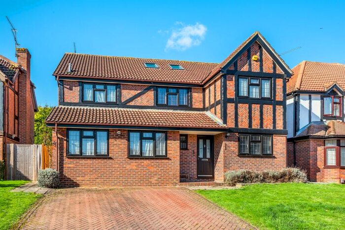 5 Bedroom Detached House To Rent In Uffcott Close, Lower Earley, Reading, RG6