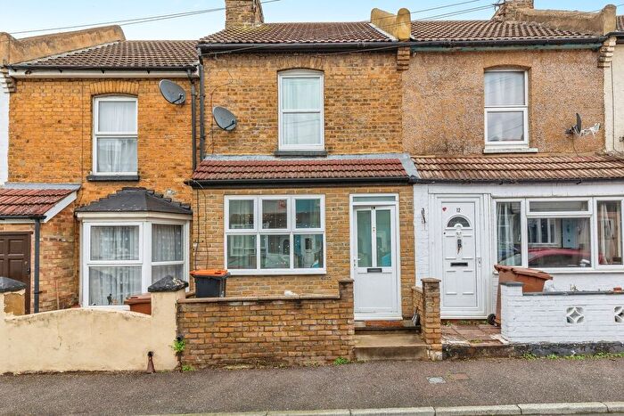 2 Bedroom Terraced House For Sale In Charter Street, Gillingham, Kent, ME7