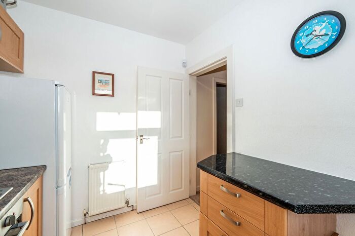 1 Bedroom Flat For Sale In Meadowfield, Burntisland, KY3