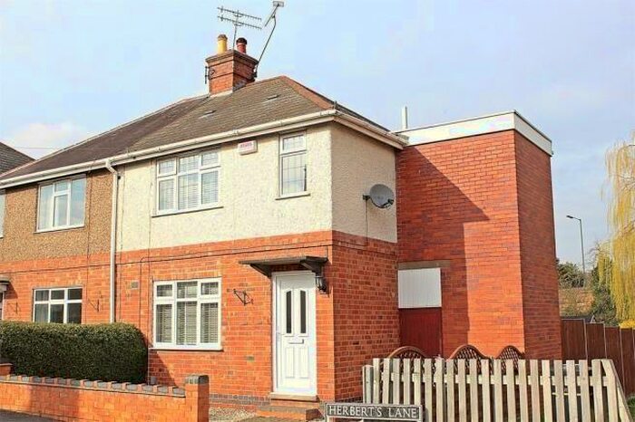 3 Bedroom Semi-Detached House To Rent In Herberts Lane, Kenilworth, CV8