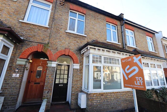 3 Bedroom Terraced House To Rent In Carlton VillasSt Anns RoadSouthend On SeaEssex, SS2