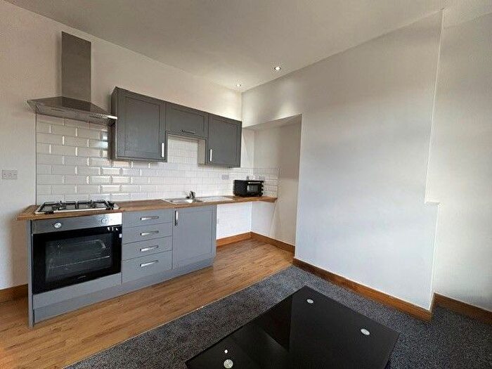 1 Bedroom Flat To Rent In Burnley Road, Burnley, BB10