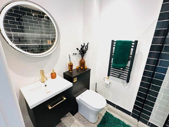1 Bedroom Maisonette To Rent In Tyneham Close, Aylesbury, HP21