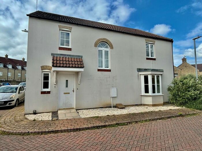 3 Bedroom Semi-Detached House To Rent In Gorse Place, Corsham, SN13