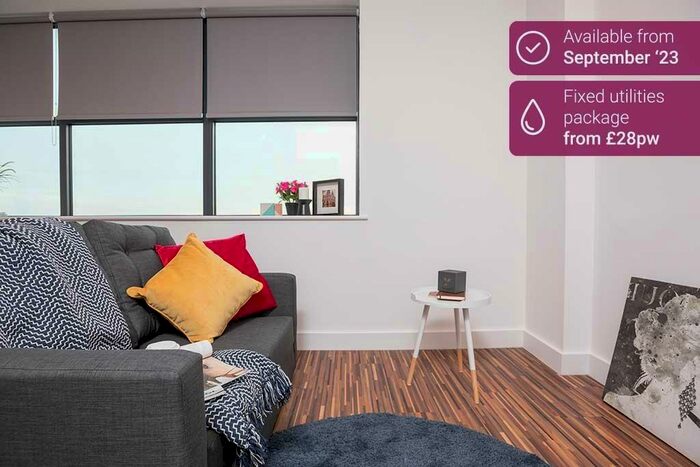 2 Bedroom Apartment To Rent In Westpoint, Chester Road, M16