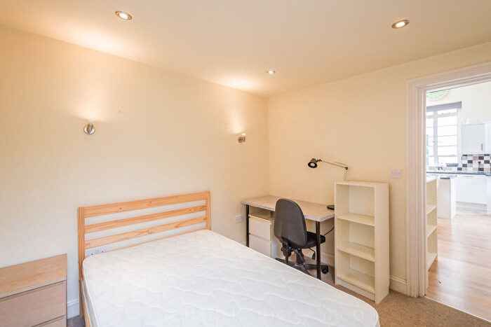 2 Bedroom Flat To Rent In Barton Buildings, Bath, BA1