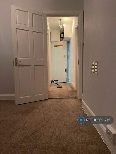 2 Bedroom Flat To Rent In High Street, Croydon, CR0