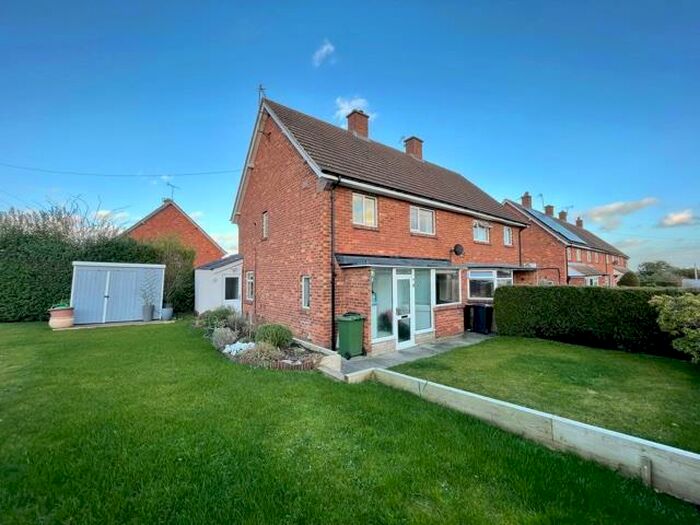 3 Bedroom House To Rent In Richmond Road, Bewdley, DY12