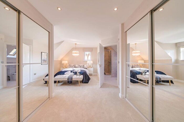 5 Bedroom Detached House For Sale In Gernhill Avenue, Fixby, HD2