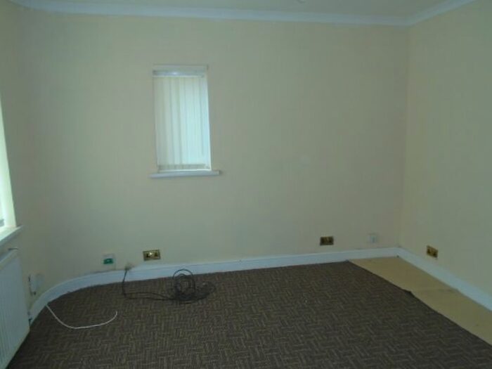 2 Bedroom Flat To Rent In Shakespeare Avenue, Hayes, UB4