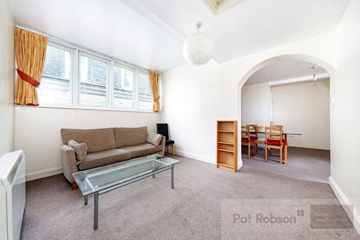 1 Bedroom Apartment To Rent In Quinns Building, - Pink Lane, Newcastle Upon Tyne, NE1