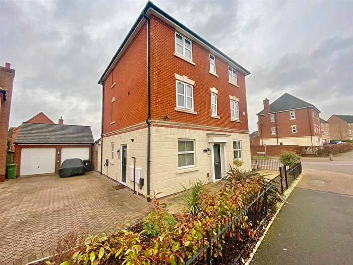 6 Bedroom Detached House For Sale In Thorn Road, Hampton Hargate, Peterborough, PE7