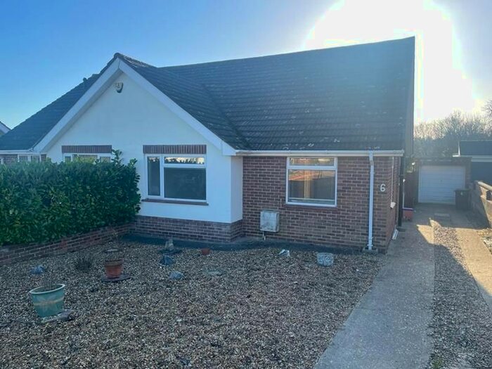 2 Bedroom Bungalow To Rent In Swift Close, Brickhill MK41