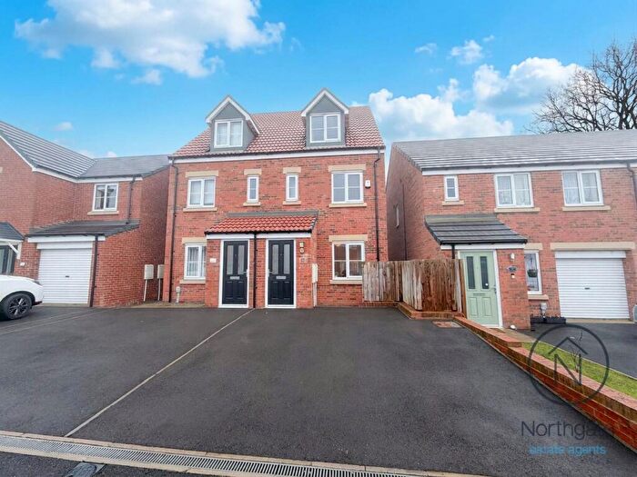 3 Bedroom Semi Detached House For Sale In Birch Way, Newton Aycliffe, DL5