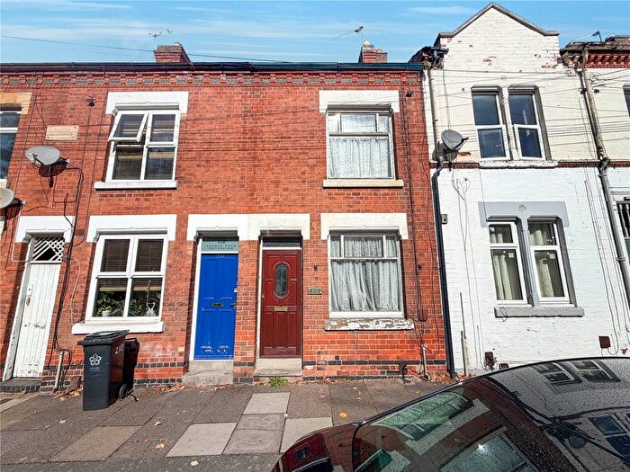 3 Bedroom Terraced House For Sale In Avenue Road Extension, Leicester, Leicestershire, LE2