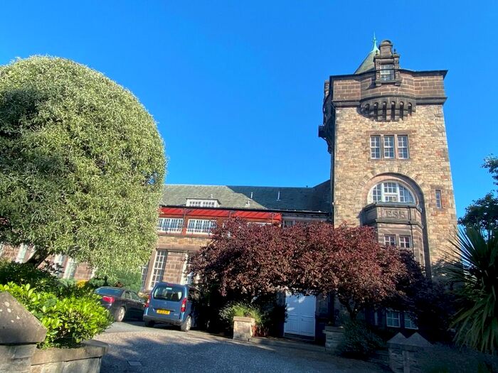 Studio To Rent In St Leonards Crag, South Side, Edinburgh, EH8